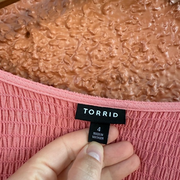 Torrid Gauze Long Sleeve Blouse Size 4XL Stretchy Salmon Bohemian Peasant - Picture 4 of 5